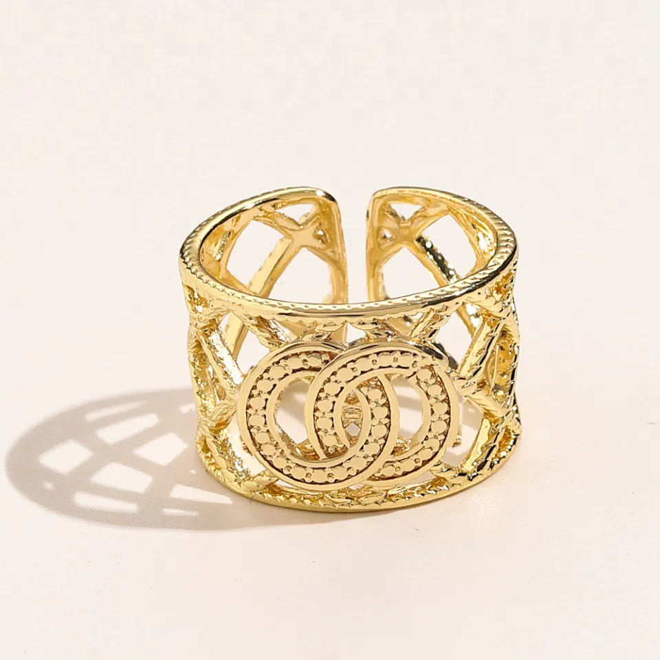 Gold Adjustable Wedding Rings for Women: Perfect Fit & Timeless Elegance