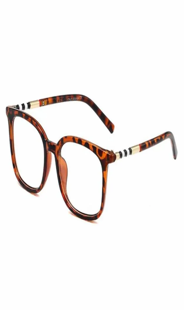 Nouvelles verres optiques 44322 Lunettes de soleil classiques Fime Fous Femmes Men Eyewear Four Seasons Fashion Accessoires3282686