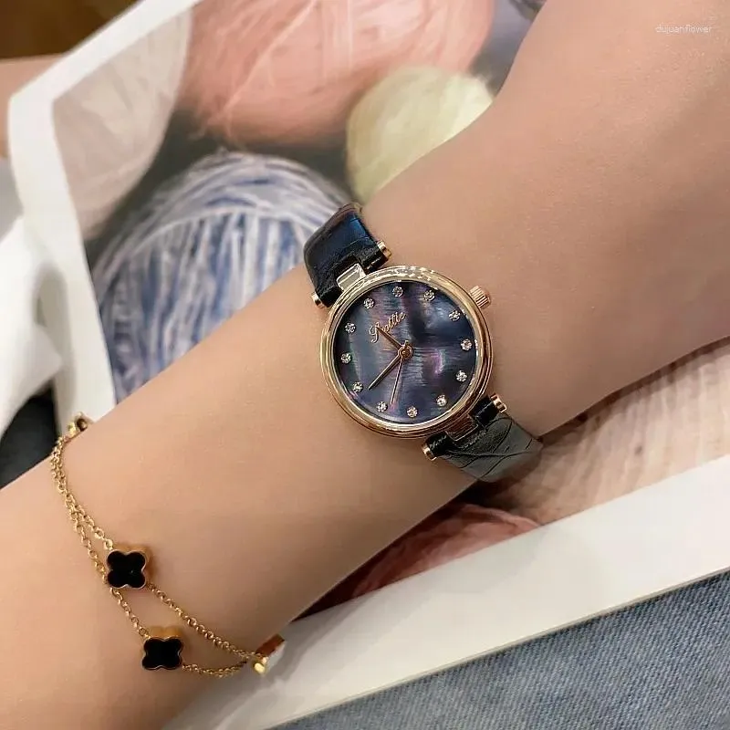 Montre-bracelets Fashion Women Cuir Casual Watch Luxury Analog Quartz Crystal Wristwatch Women's Watches For Relogio