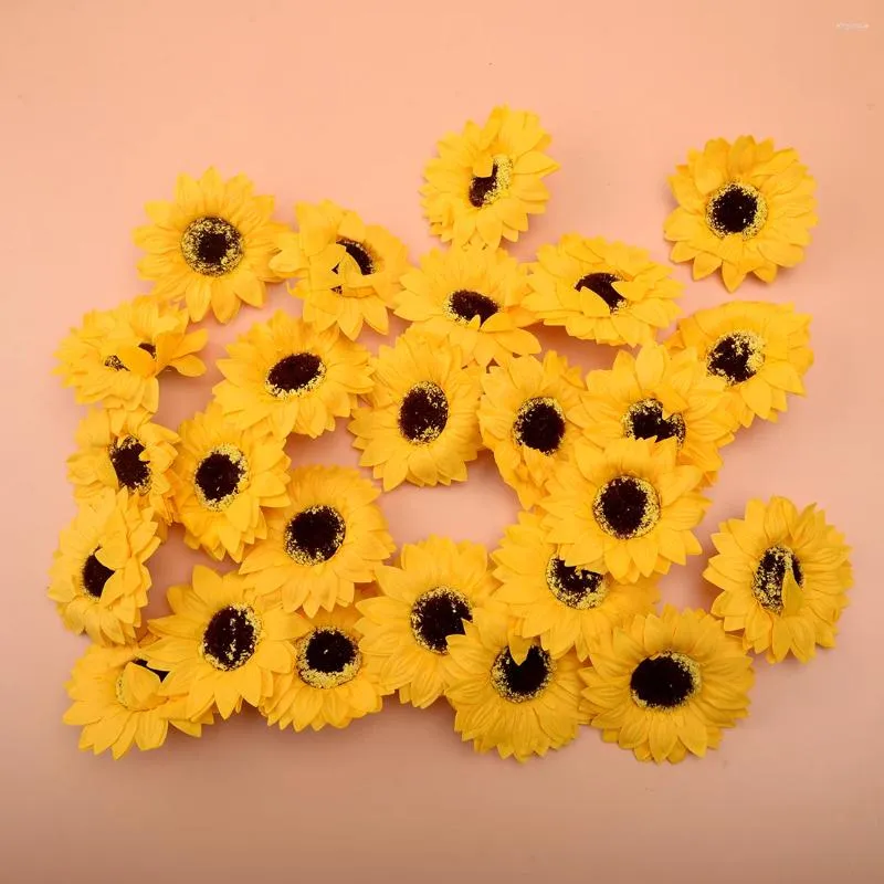 Dekoratif çiçekler 25pcs kokulu yapay mini ayçiçeği sabun çiçek ev partisi evlilik yıldönümü doğum günü dekorasyon
