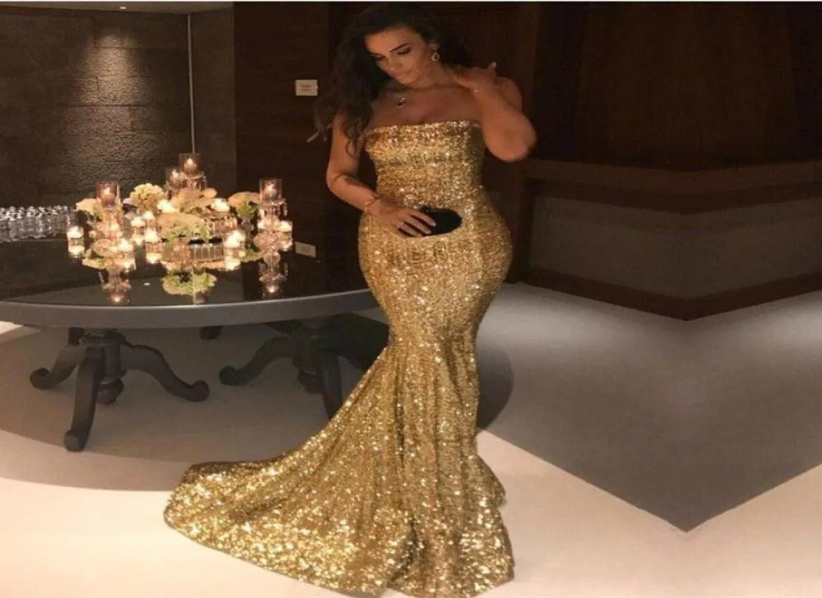 Sexy Gold Silber Paillettenberge Mermaid Prom Kleider mit trägerlosen losen Rückenbahnen Schal -Zug -Zug Abendkleider Celebrity Dress4391926