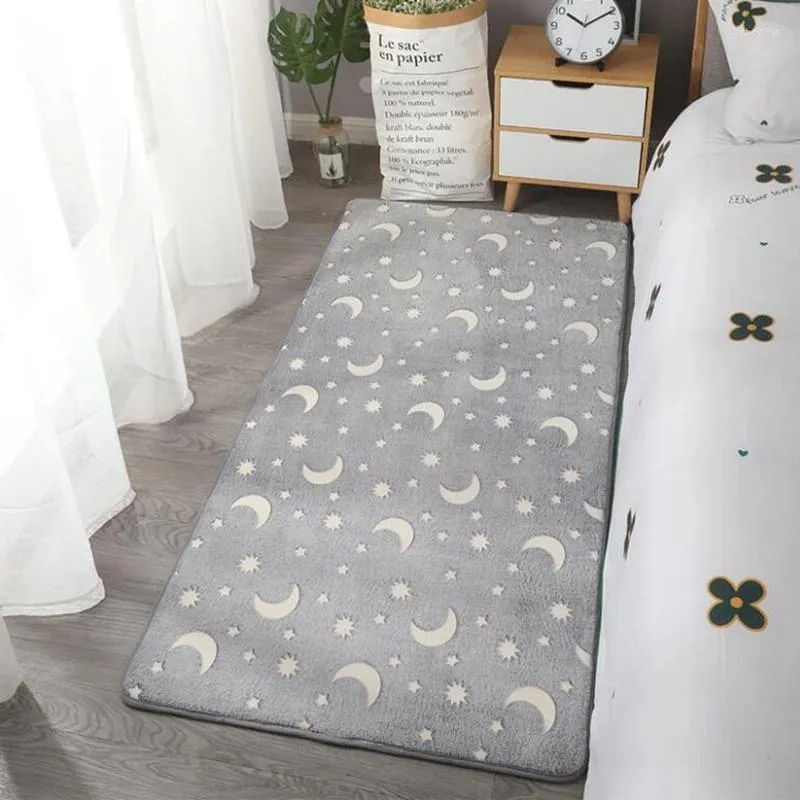 Tapijten Moderne geometrische printen Liminous tapijt Woonkamer Decor Band Matten Balkon Slaapkamer Niet-slip kussens Kid's bedminderd