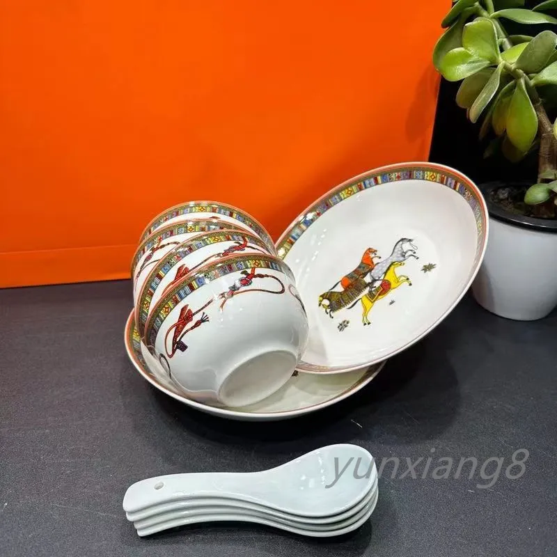 Utensili per la cena, lussuoso set di stoviglie cinesi ossee di warhorse, ciotole in porcellana per banchetti imperiali, cucchiai, set di piatti occidentali, decorazioni per la casa, regali di nozze02