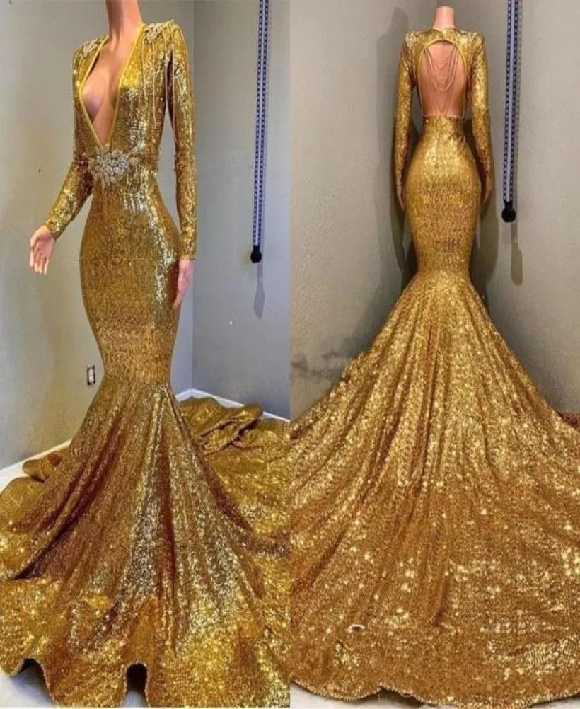 2019 Mermaid Gold Sequined Lace Prom Dresses Plunging V Neck Long Sleeves Beading Open Back Party Sequins Court Train Evening 4882435