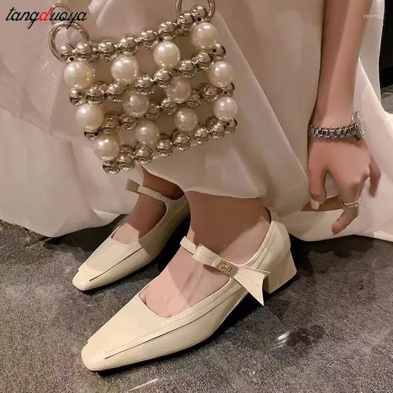 Dress Shoes 2024 Women Mary Jane Fashion Square Toe ondiepe dames elegante enkele lederen hak sandaal