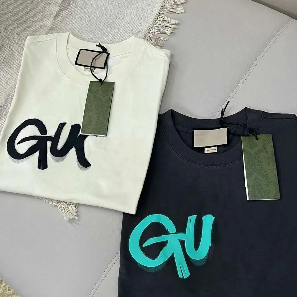 Qingdao Yüksek Versiyon G-Family Modaya Mangur Marka Yüksek Ağırlık Yaz Basitleştirilmiş Mektup Baskılı Erkekler ve Kadınlar İçin Kısa Knapıtlı Tişört