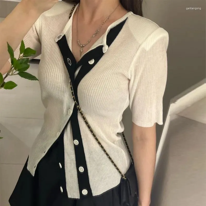 Magliette da donna maglione Slim Casual Slim Women Summer Maniche corta Breaste Patchwork Korean Fashion Tops Office Lady Clothing