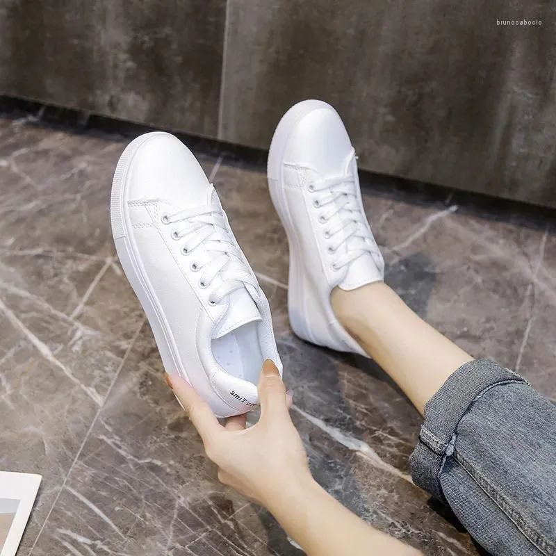Buty swobodne białe kobiety trampki na desce płaskie marka obuwia grube podeszwa wzrost wzrostu