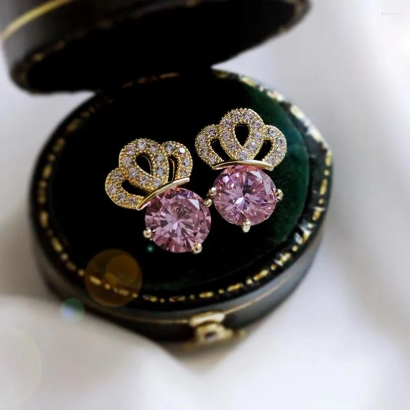 スタッドイヤリングHuitan Luxury Fashion Crown with Pink/Yellow CZ for Delicate Female Girl Gight Wedding Trend Jewelry