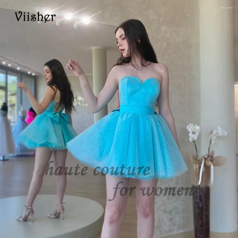 Festklänningar viisher blå tyll kort hemkomst för tonåringar älskling en linje glittrande balklänning med båge fairy klänningar