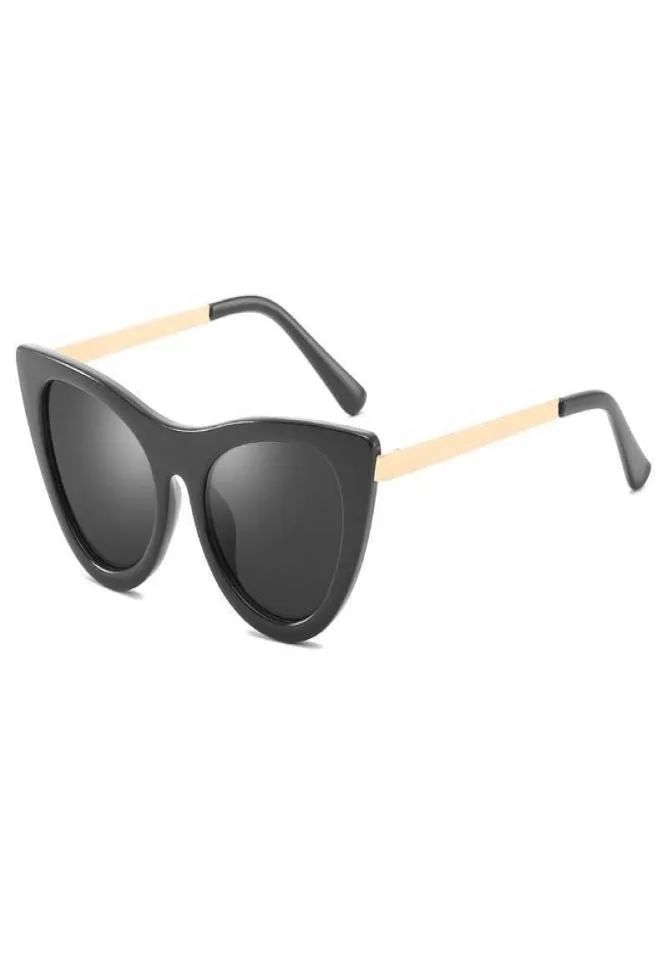21s mode nya designer solglasögon highend kattunge ögonram toppkvalitet män och kvinnors generös stil UV400 -skyddsglasögon 5445842