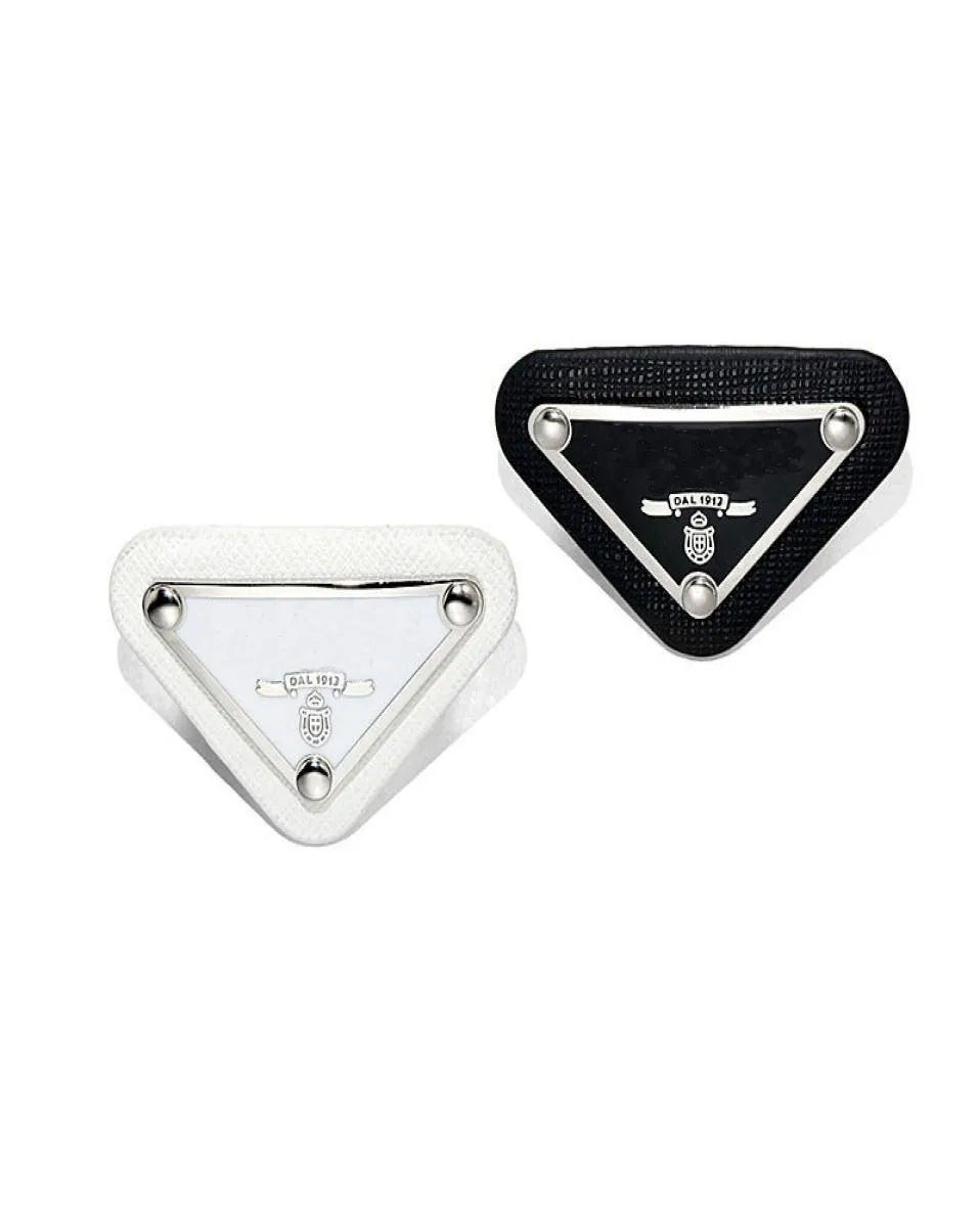 Zeer kwaliteit designer mannen vrouwen pins broches luxurys merk letters broche pin voor pak jurk pins modedrieghoek jewelly5573900