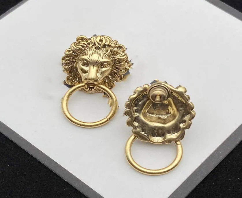 Nuovo prodotto Orecchini placcati in oro in bronzo di alta qualità Orecchini per leoni retrò.