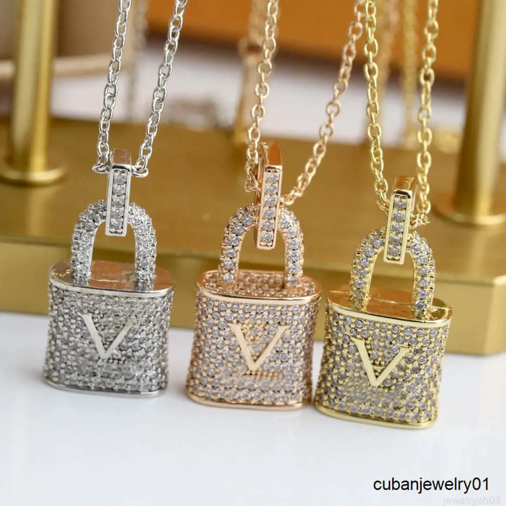 Colliers de pendentif de luxe pour homme designer concepteur Gold Collier Femme Mariage Golden Link Chain Fashion Charm bijoux G2309254Z-6