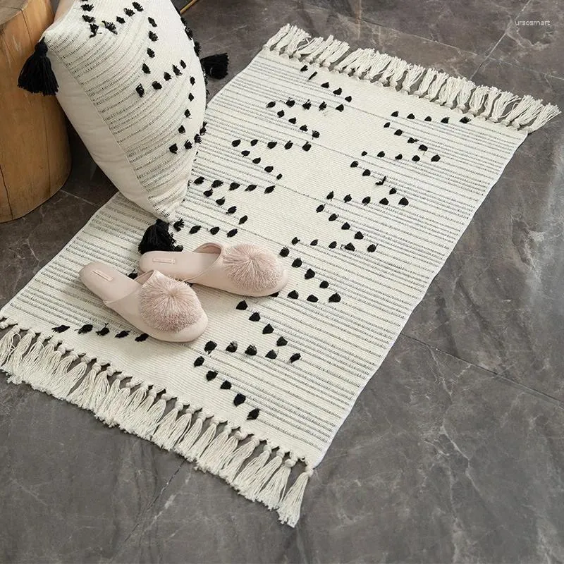 Dywany moda i wygodne nordyckie ręcznie tkane krojone kwiat mata podłogowa łóżka sypialnia sypialnia podkładka dywan