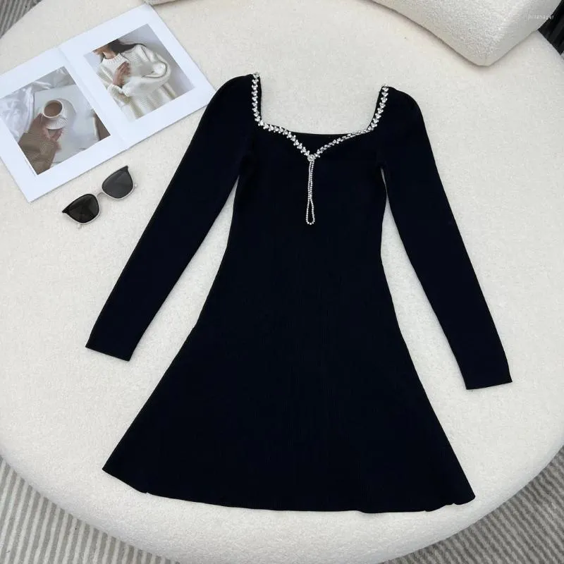 Casual Dresses Autumn And Winter Heavy Industry Diamond Design Knitted Dress The Upper Body Is Super Beautiful Elegant Delicate