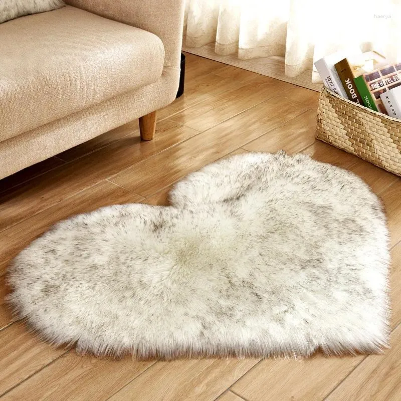 Tappeti tappeti a forma di cuore Tapete Para Sala Home Textile Pusnea camera da letto decorazione del soggiorno super morbido Macifoglio ragazza carina ragazza stile ragazza carina