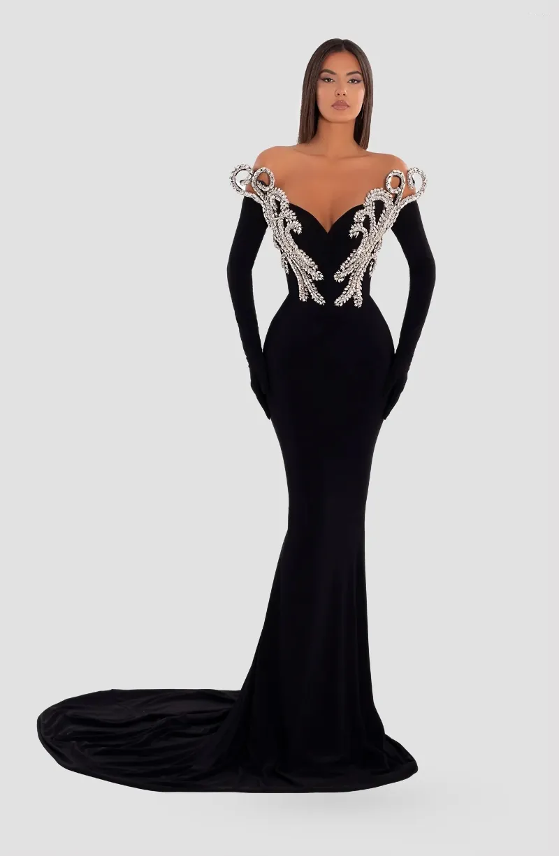 Casual jurken 2024 Aankomst vrouwen lange mouw met handschoenen van de schouder vloerlengte jurk elegant avondfeest prom Vestido