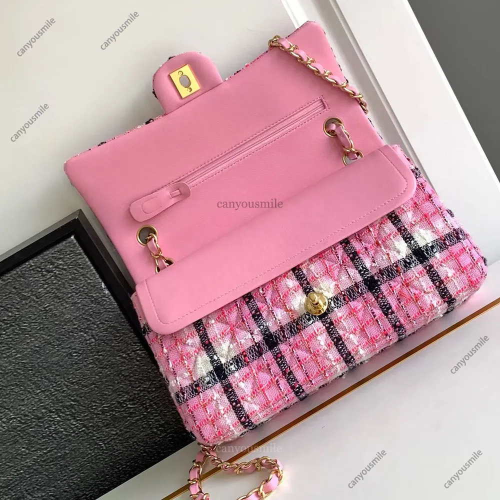 【直営・関税送料込】ミディアム バケット DHgate.com:Velour Chic Crossbody Bag: Mid-Size Designer