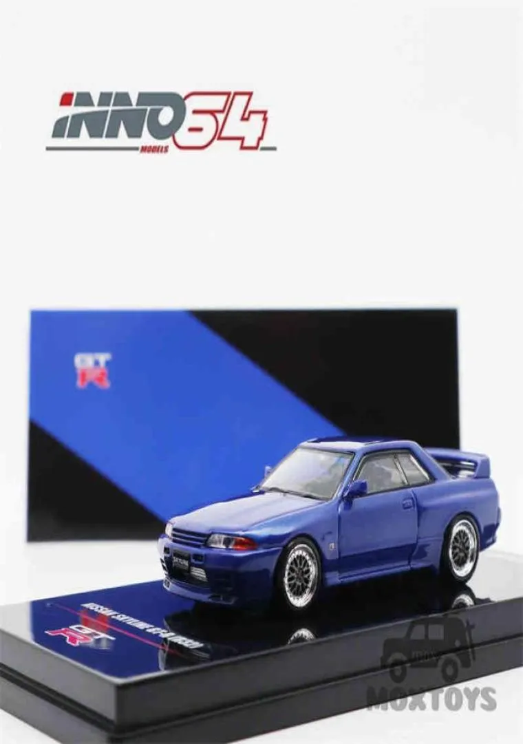 Nissan Skyline GTR R32 Blue Inno Wheel 164 met extra Cast Sticker Model1044776