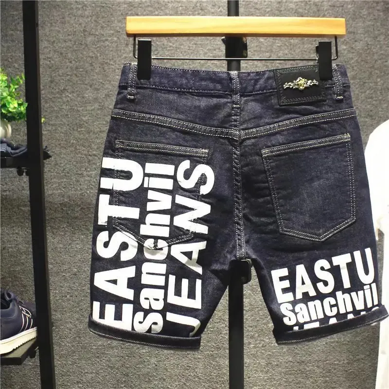 Zomer Koreaanse brief Gedrukte luxe mode Slim Jeans Classic Cowboy Men Casual Blue Boyfriend Street Classic Shorts 240411