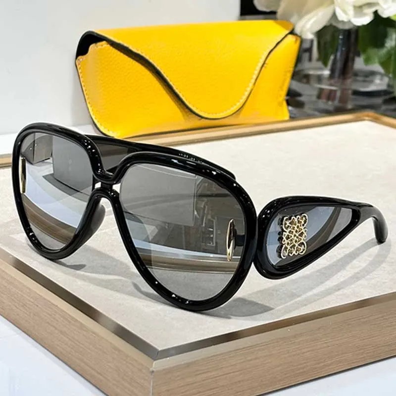 Women Designer Oval Mask Sunglasses In Acetate And From