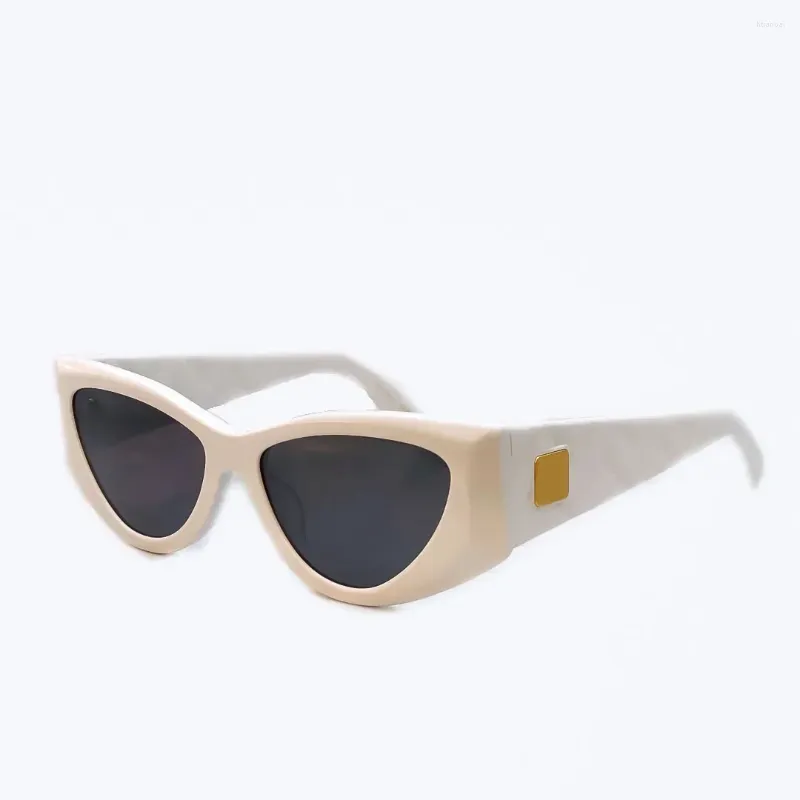 Solglasögon Kvinnor Luxur Designer Polariserad UV Protection Man Outdoor Sports Mini Personliga modetrendglasögon