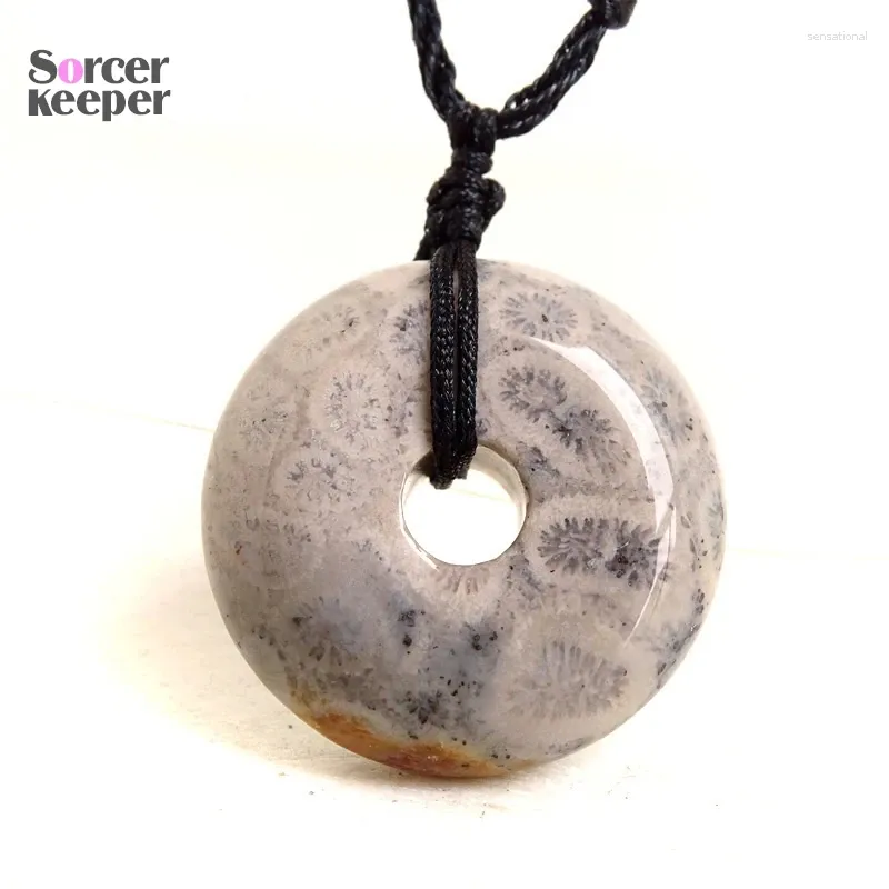 Pendant Necklaces Natural Healing Crinoid Stone Ping Buckle Coral Long Chain Necklace For Women Men Chrysanthemum Jewelry BO395