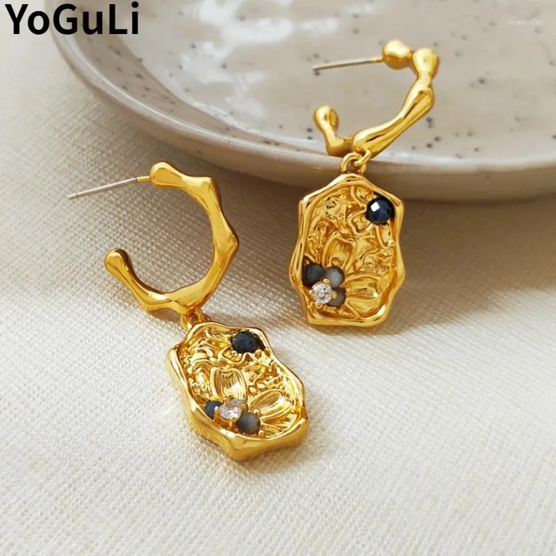 Boucles d'oreilles en peluche bijoux de mode vintage Tempérament irrégulier pour femmes cadeaux de mariage simplement concevoir des accessoires d'oreille