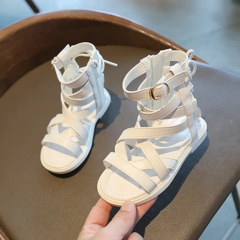 Sneakers Girls 'Roman Sandals Fashion Bow High Tube Sandales 2022 Été Nouveau enfant Little Girl Princess Sandals Chaussures pour enfants E503