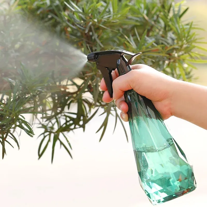 2024 600 Sprayer Bottle Plant Flower Watering Cans Manual Mist Water Spray Pot Household Garden Watering Irrigation Tools spray bottle for