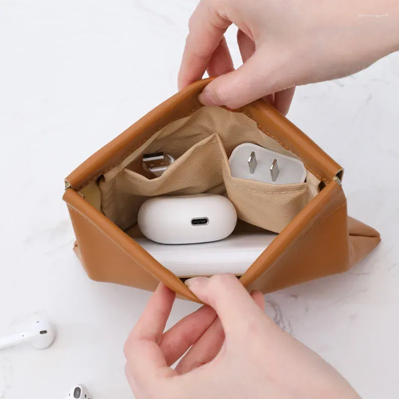 Storage Bags Makeup Bag Portable Mini Lipstick PU Travel Japanese Niche Korean Version Data Cable Bagg