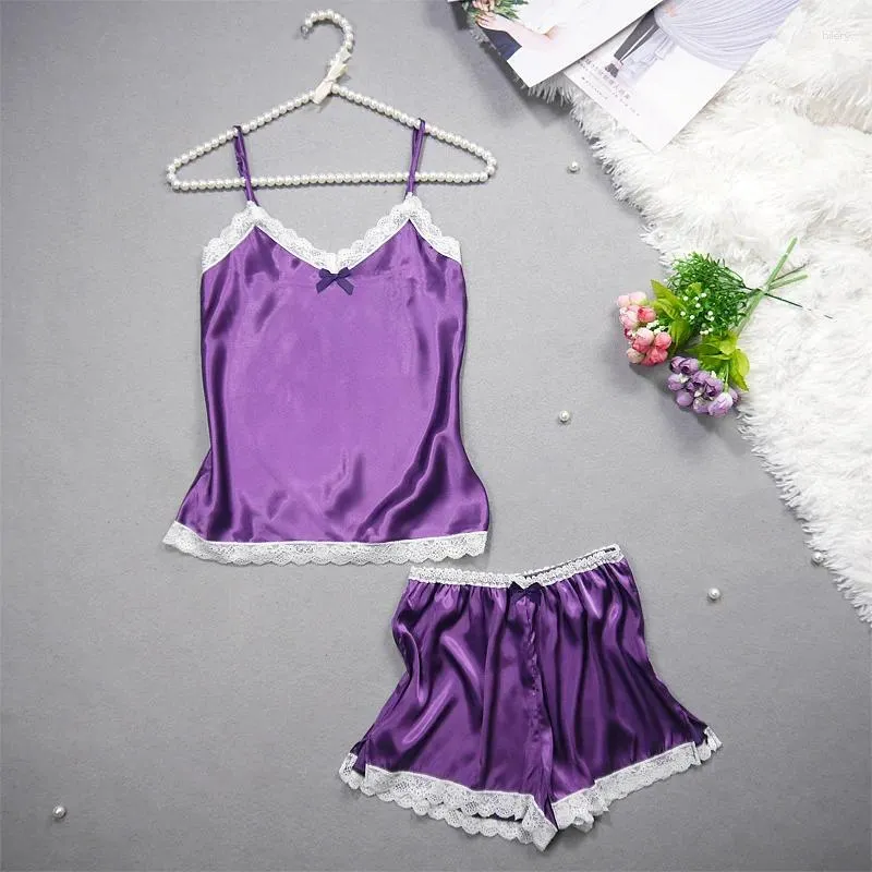 Maison de vêtements pour femmes pyjamas sets satin vêtements de sommeil salon spaghetti bracele