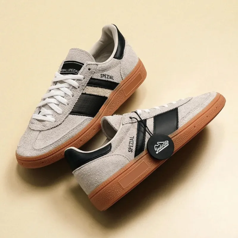 2024 Nieuwe buitenmode handbal spezial casual schoenen ontwerper mannen dames slinkers witte zwarte tandvlees zwart helder roze gom bruin tandvlees hoogwaardige sporttrainers eur 36-45