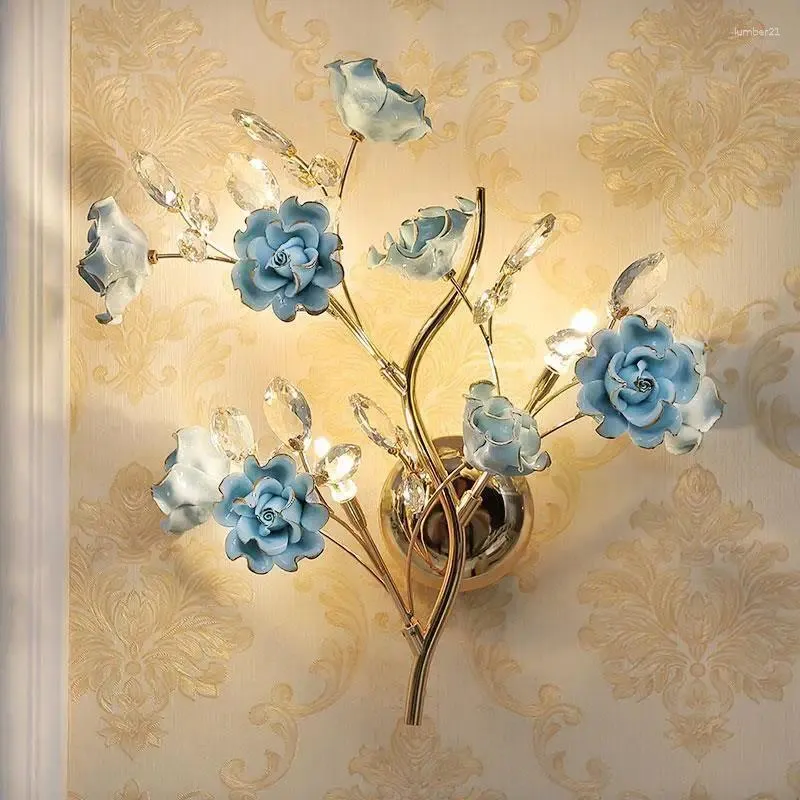 Lampe murale chambre à coucher de chambre à coucher moderne simple céramique applique en cristal de fleur de cristal clair salon couloir