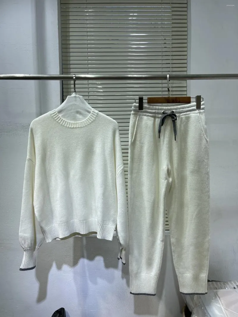Женские брюки с двумя частями осень и зимний кашемировый вязаный костюм модный случай повседневного коммутирующего свитера с рисовыми белыми дамами