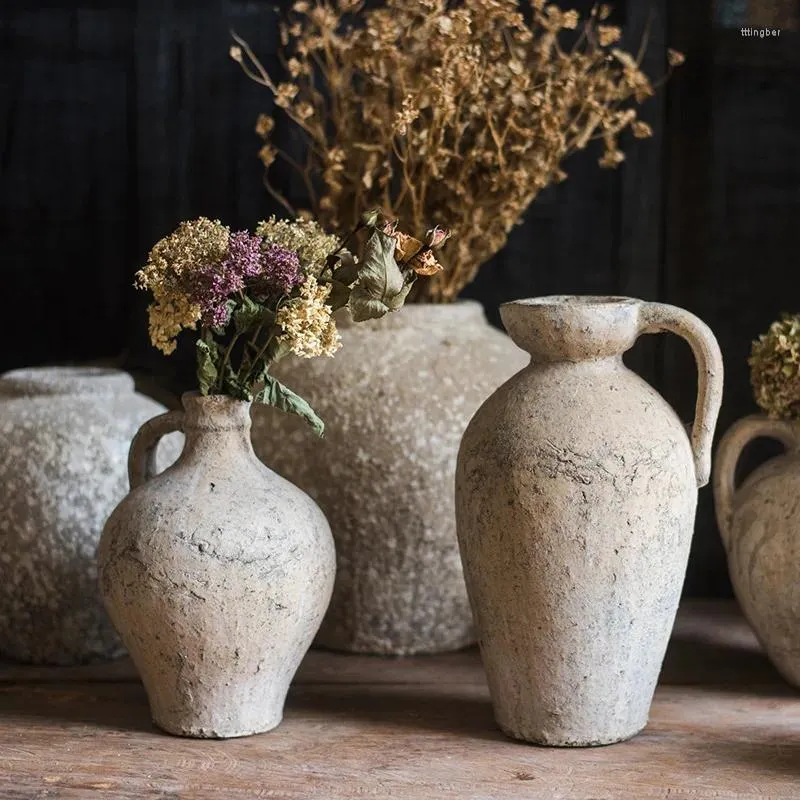 Vazen ambachtelijke terracotta aardewerk potten bloem ware decoratieve gebruiksvoorwerpen en ornamenten