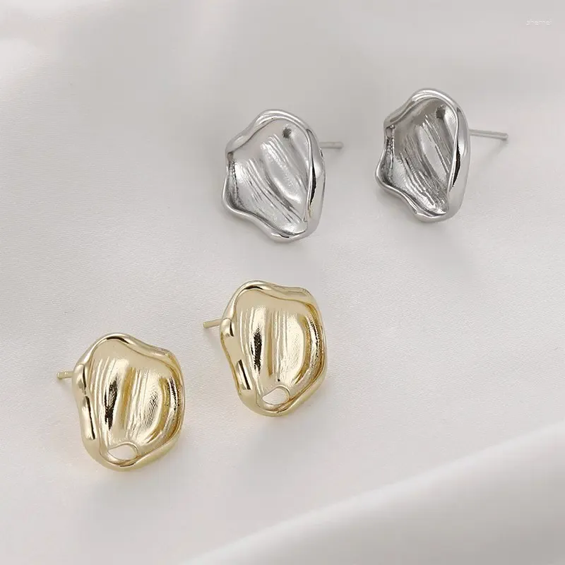 Encontros de garanhão Jóias de moda 2024 4pcs Ear prisioneiros para mulheres encantos banhados a ouro fazendo acessórios de latão diy