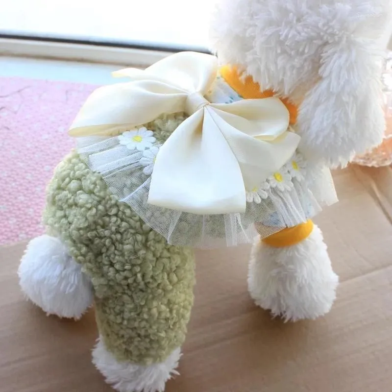 Vêtements pour chiens floral bowknot saut de combinaison vêtements épaisses à quatre vêtements pour animaux de compagnie chauds automne hivern