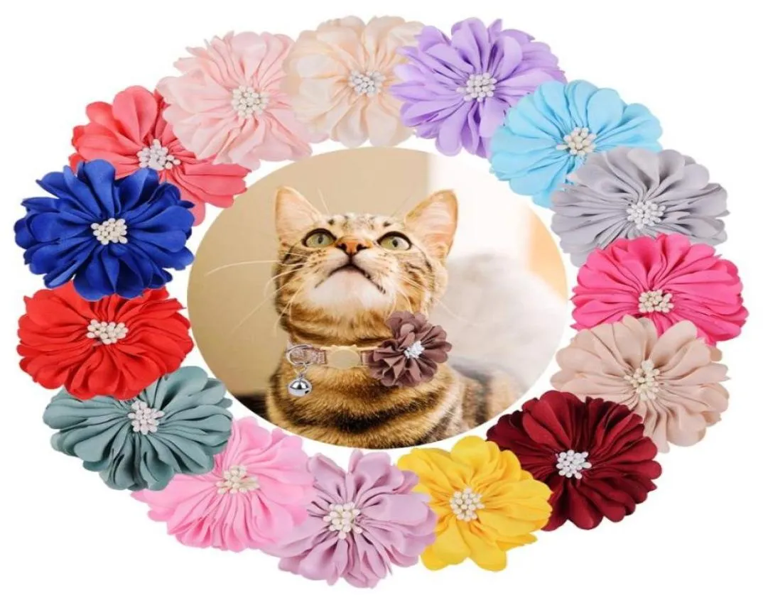 50100 PCs cães Acessórios para animais de estimação para pequenos colarinho de flor de luxo colarinho de cães de decoração de gravata borboleta Aparel3686722