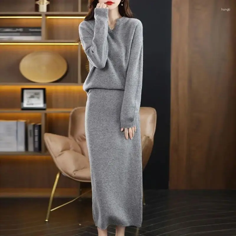 Casual Dresses Autumn Winter Fashion Elegant Round Neck Long Sleeved Knit Suit Versatile Western Commuting Clothing Women