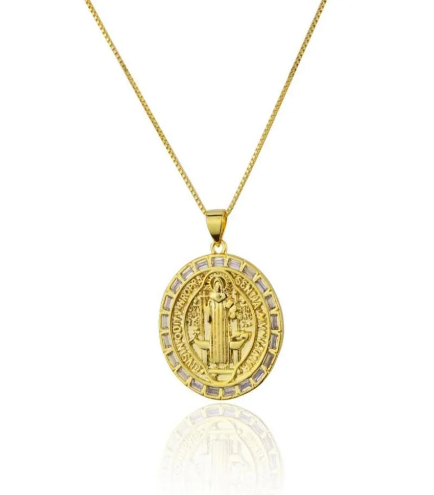 Colliers pendentifs Géométrique religieuse ronde Saint Benoît pour femmes Zirconal de couleur en argent en argent en or