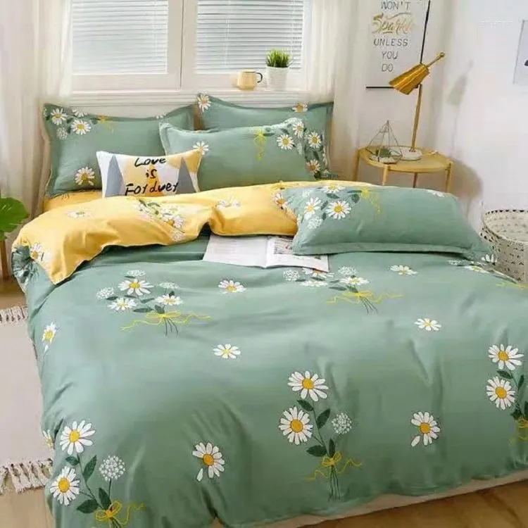 Set di biancheria da letto lavati in cotone a quattro pezzi da letto a letto singolo e doppio set a tre pezzi kawaii
