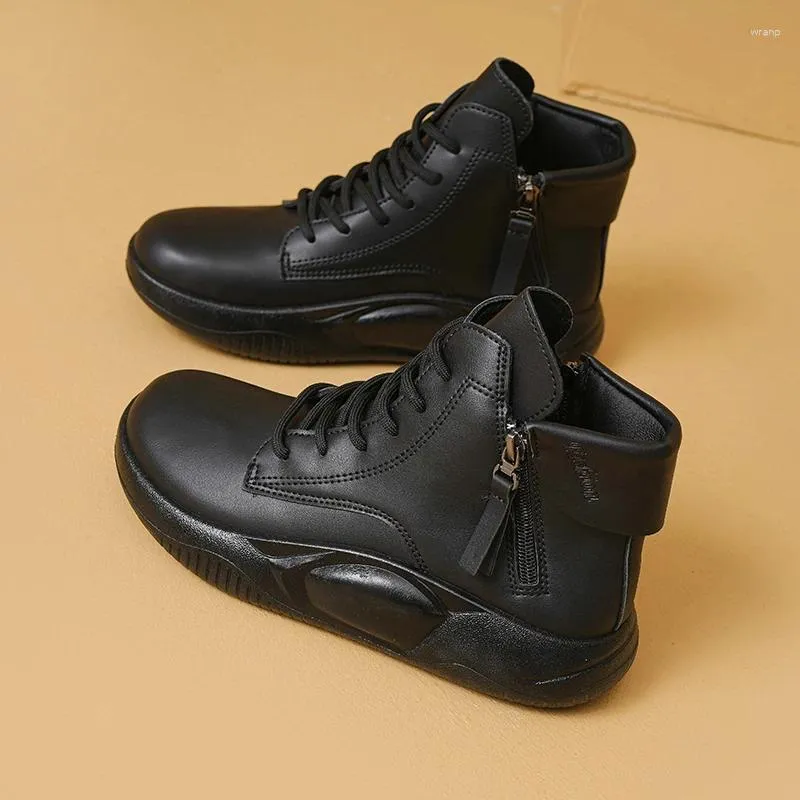 Chaussures décontractées 2024 dames High-Top Pu Leather Flat Sneakers Fashion Walking Plateforme de marche Bottom Up-Up Black