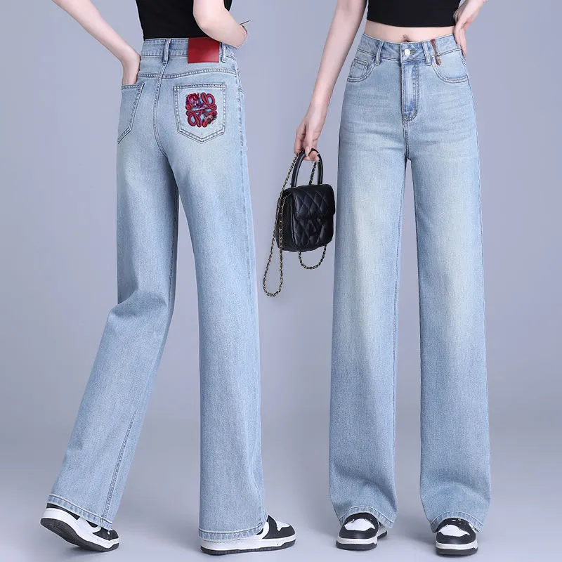 Jeans de couleur claire printemps et d'été Nouveau pantalon large de jean à tailler haute broderie pantalon mince pantalon drapé