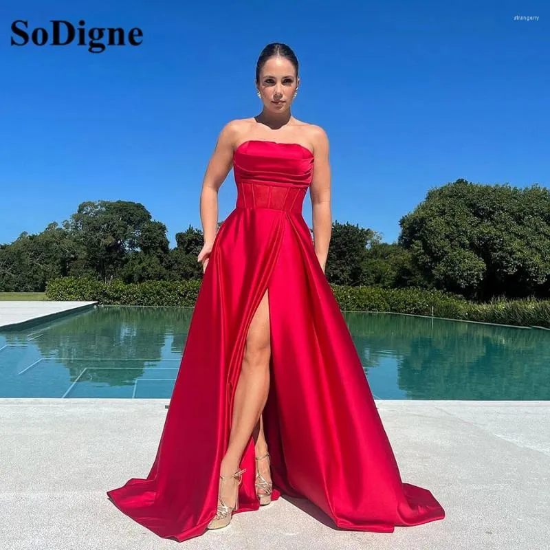 Party Dresses SoDigne Red Simple Evening For Women Strapless Pleated Side Split Formal Gown A Line Celebrity