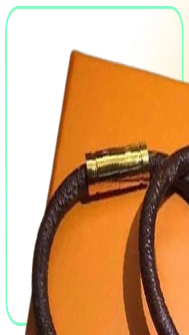 Bracelets High Quality Designer Classic Plaid Leather Rope women and men Metal Lock Head Gold Magnetic Buckle Bracelet Fashion Sim3935851