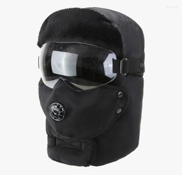 Berets Ushanka kapelusz traper Rosyjska ciepła maska ​​ochronna maska ​​twarzy zima z klapami ucha szaliki Gogle Zestaw unisex5718149