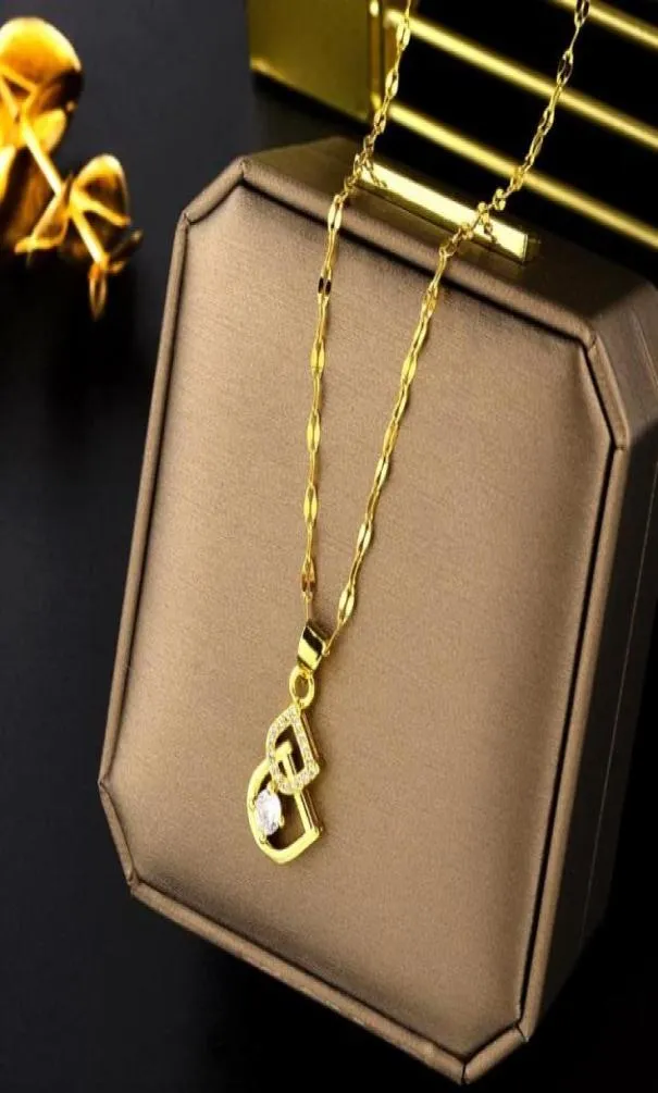 Klassiska titanstål diamanter dd brev hänge halsband 18k guldpläterade kvinnor lycka halsband designer smycken ti0273439924
