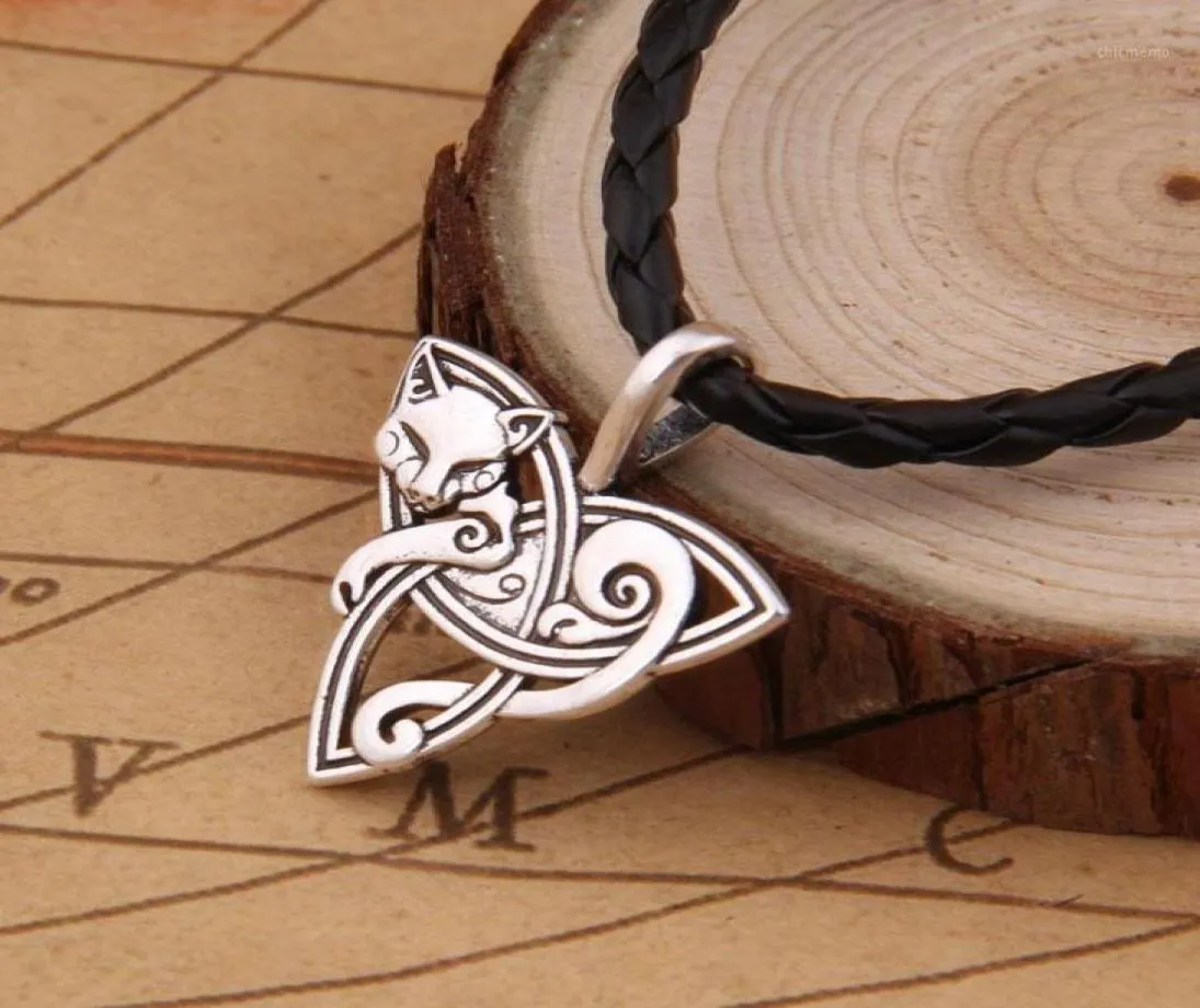 Dropshiping Viking Jewelry Triquetra Fenrir Animal Teen Wolf Naszyjnik Irish Celtics Węzeł wisior Amulet Naszyjnik14728502